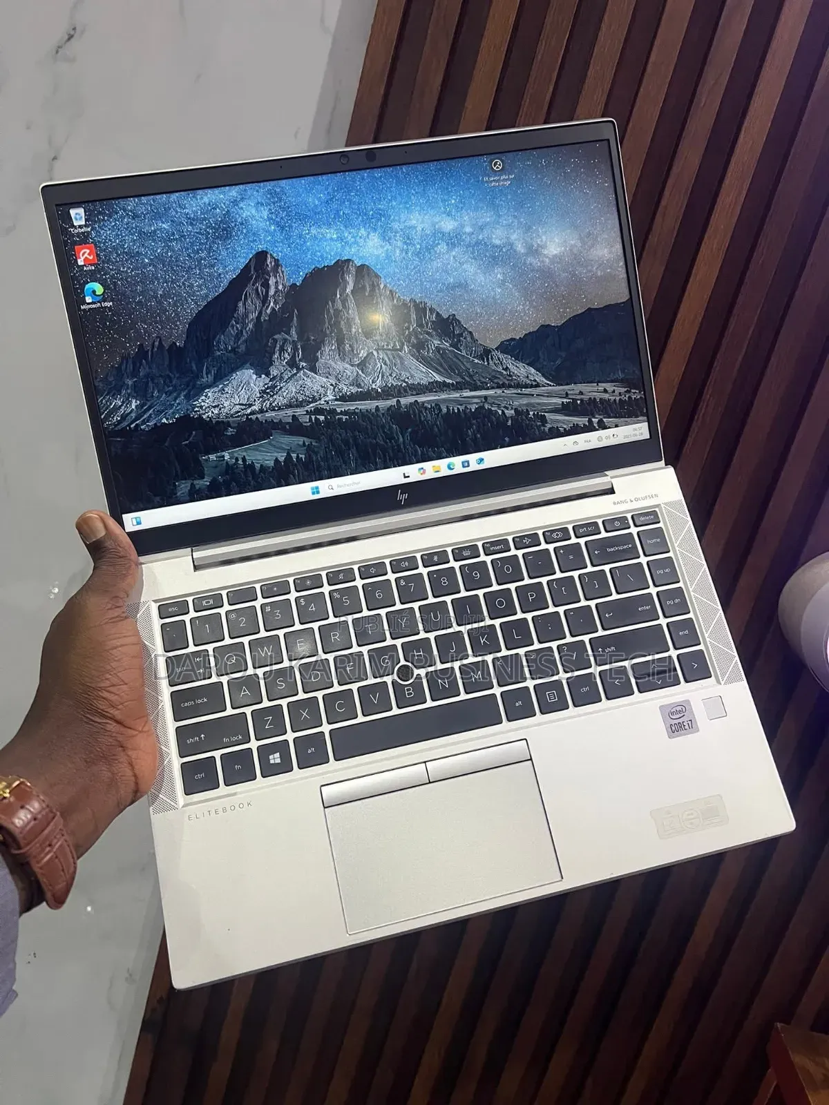 New Ordinateur Portable HP EliteBook 840 G7 16GB Intel Core I7 SSD 1T