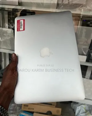 New Pomme MacBook Air 2017 8GB Intel Core I5 SSD 256GB