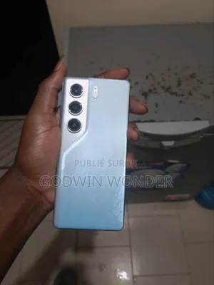 Photo - Tecno Camon 40 256 GB Blanc