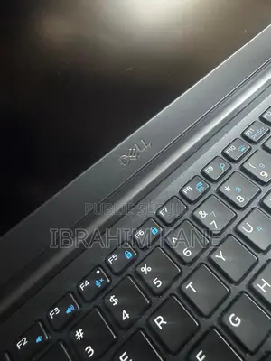 Ordinateur Portable Dell Latitude 7390 16GB Intel Core I7 SSD 256GB