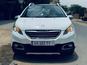 Photo - PEUGEOT 2008 1.6 BlueHD (120 Hp) 2017 Blanc