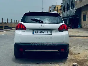 PEUGEOT 2008 1.6 BlueHD (120 Hp) 2017 Blanc