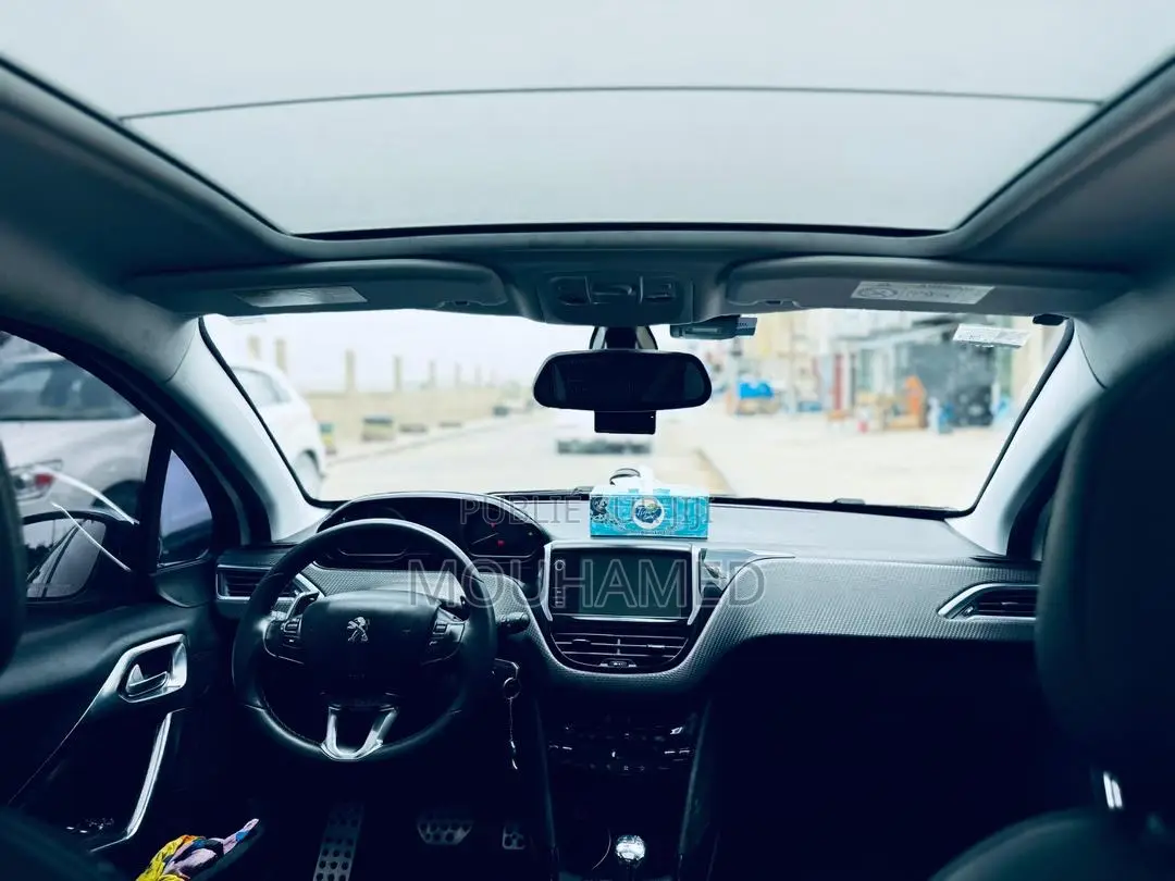 PEUGEOT 2008 1.6 BlueHD (120 Hp) 2017 Blanc