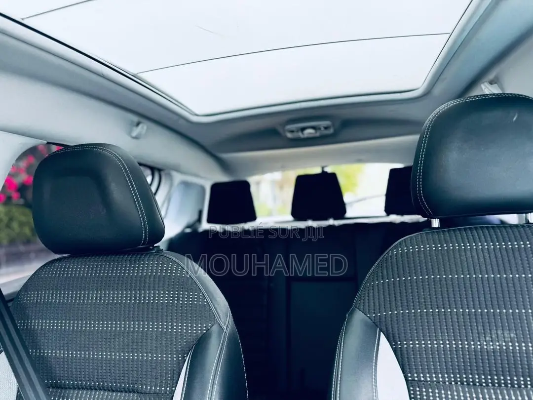 PEUGEOT 2008 1.6 BlueHD (120 Hp) 2017 Blanc