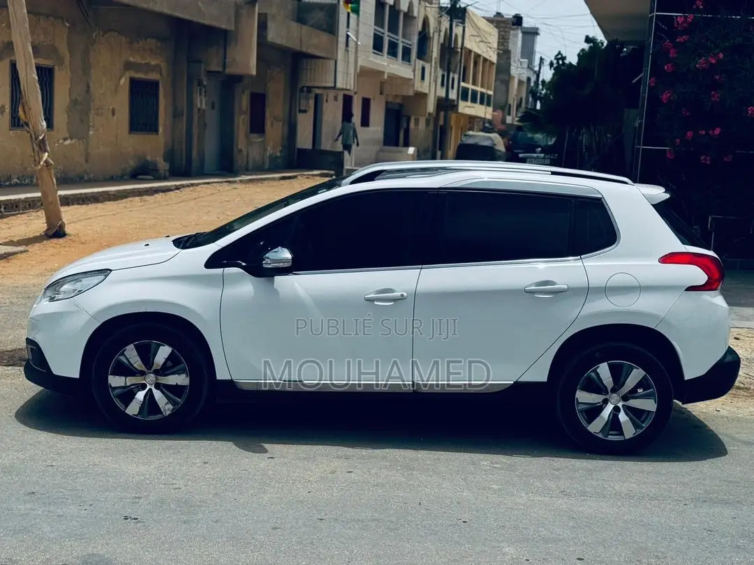 PEUGEOT 2008 1.6 BlueHD (120 Hp) 2017 Blanc