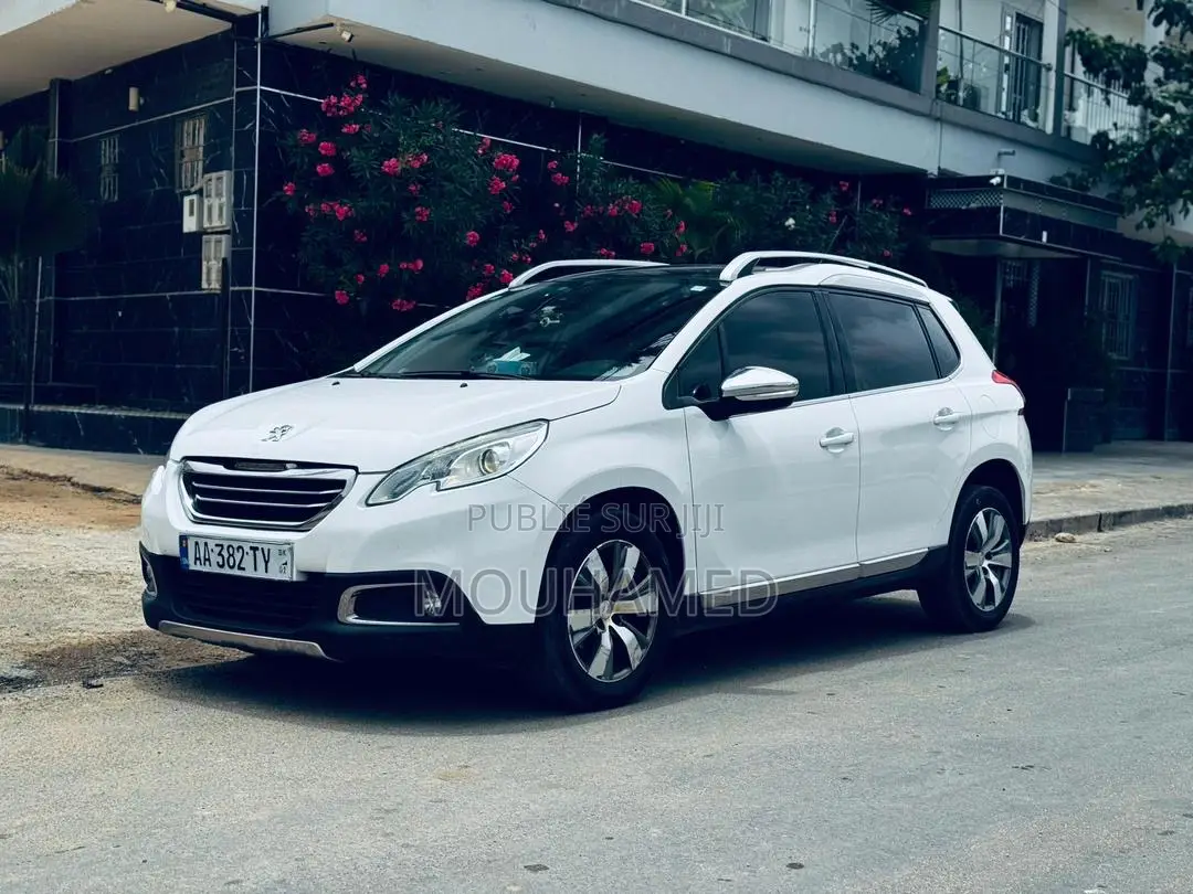 PEUGEOT 2008 1.6 BlueHD (120 Hp) 2017 Blanc