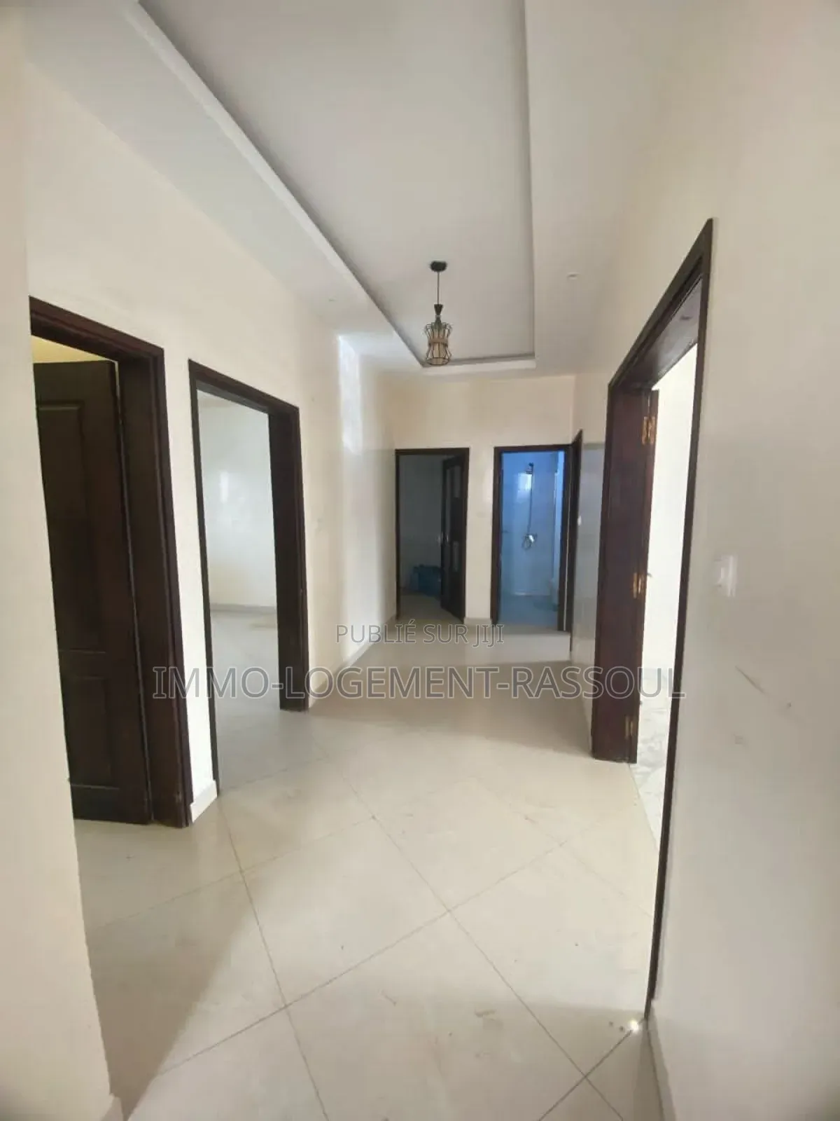 3chbre Appartement dans , Yoff à Louer