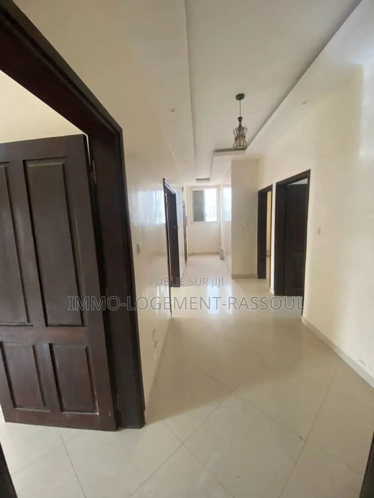 3chbre Appartement dans , Yoff à Louer