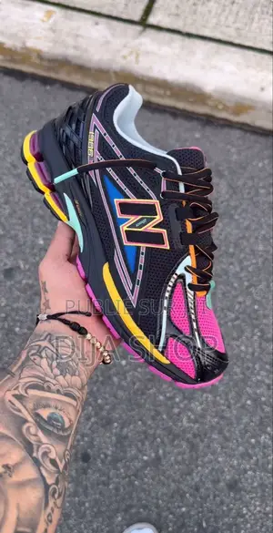 Photo - Original New Balance 1906r Disponible