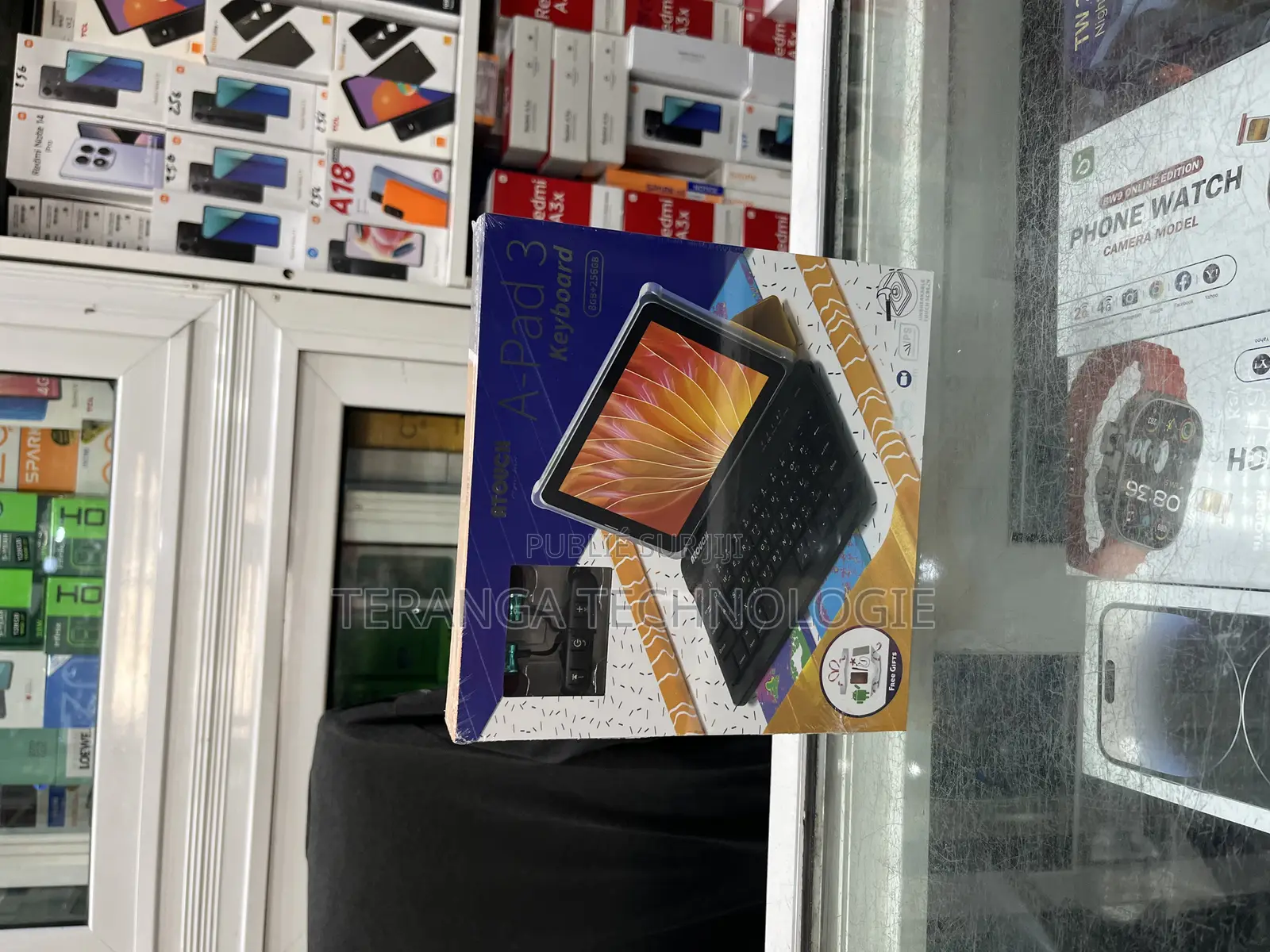 New Atouch A-Pad 3 256 GO Noir