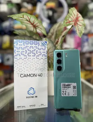 Neuf Tecno Camon 40 256 GB Vert