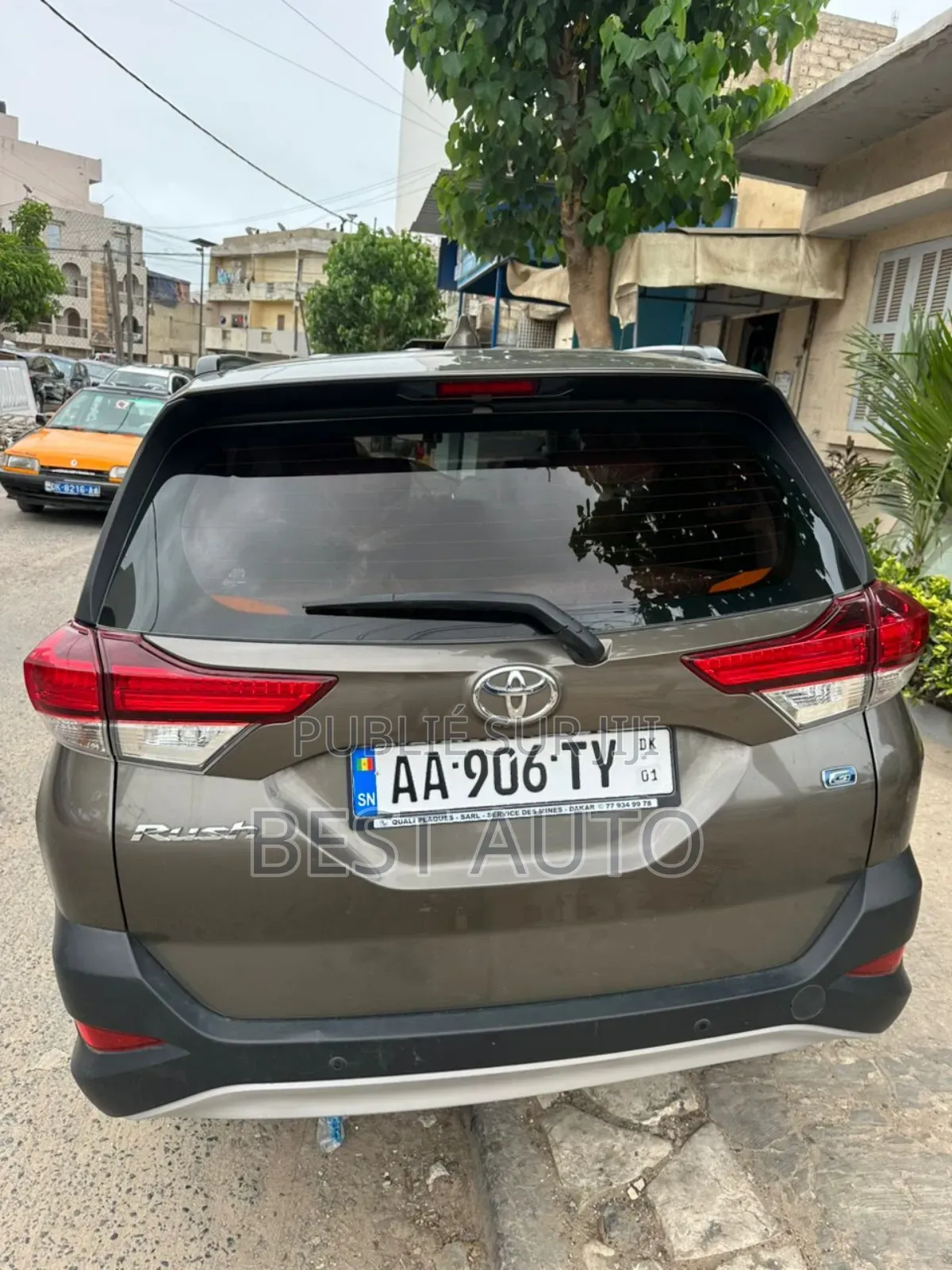 Toyota Rush 2024 Gris