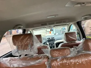 Toyota Rush 2024 Gris