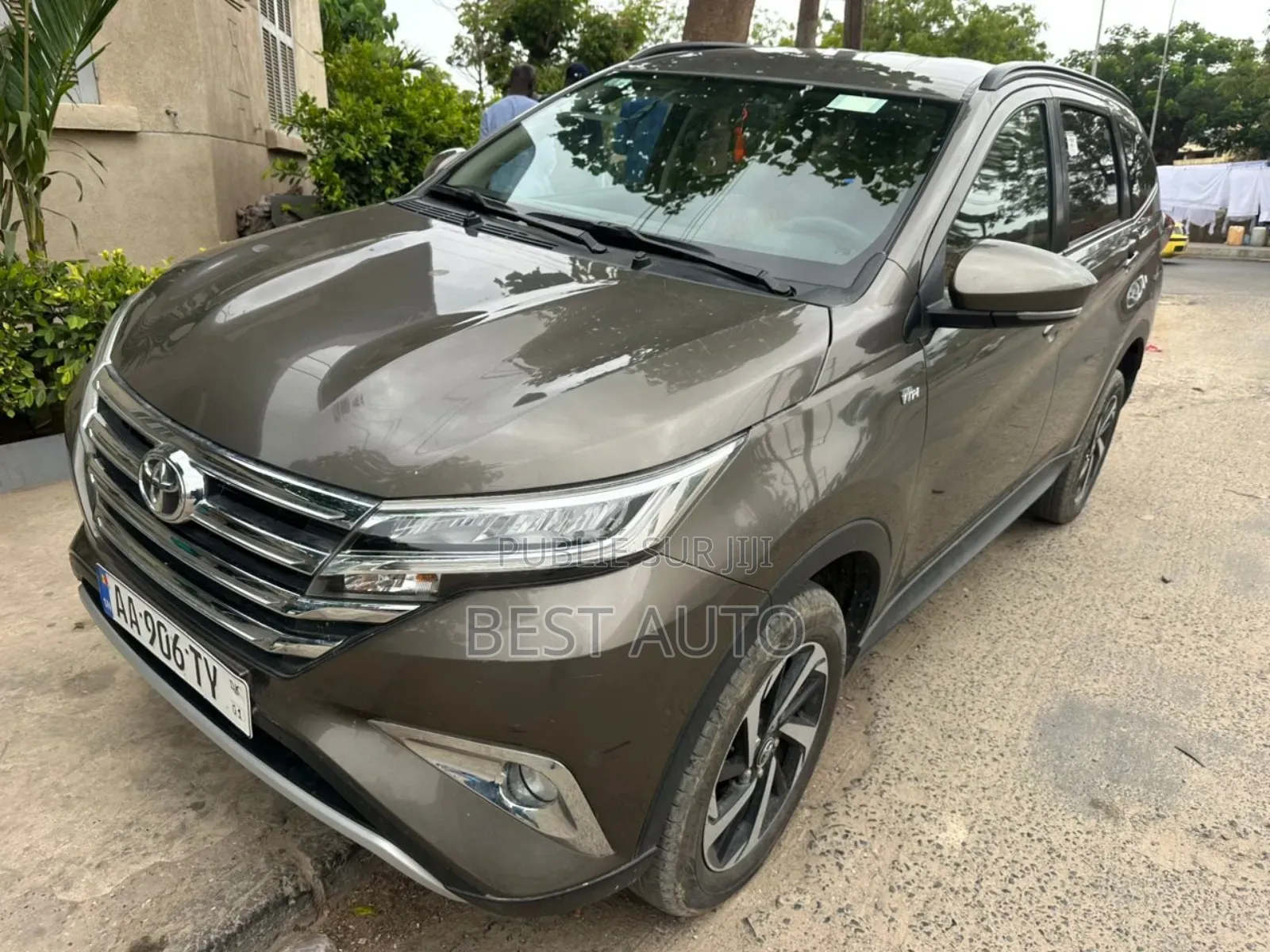 Toyota Rush 2024 Gris