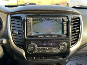 Mitsubishi L200 2018 Blanc