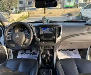 Mitsubishi L200 2018 Blanc