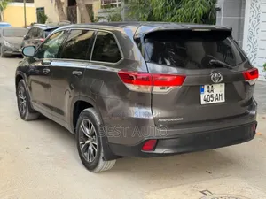 Toyota Highlander 2018 Gris