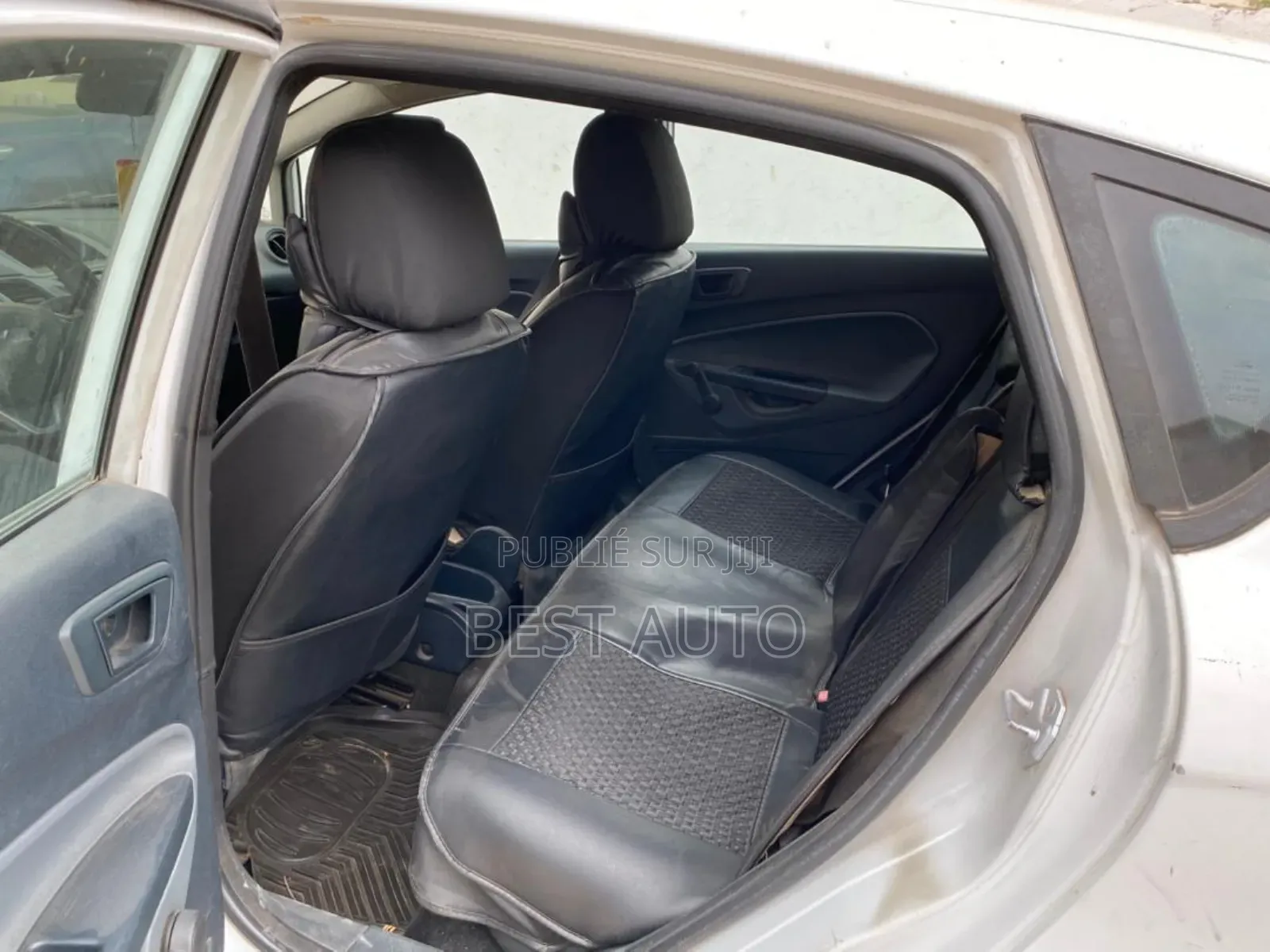 Ford Fiesta 2013 Blanc