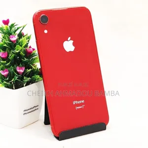 Photo - New Pomme iPhone XR 128 GB Rouge
