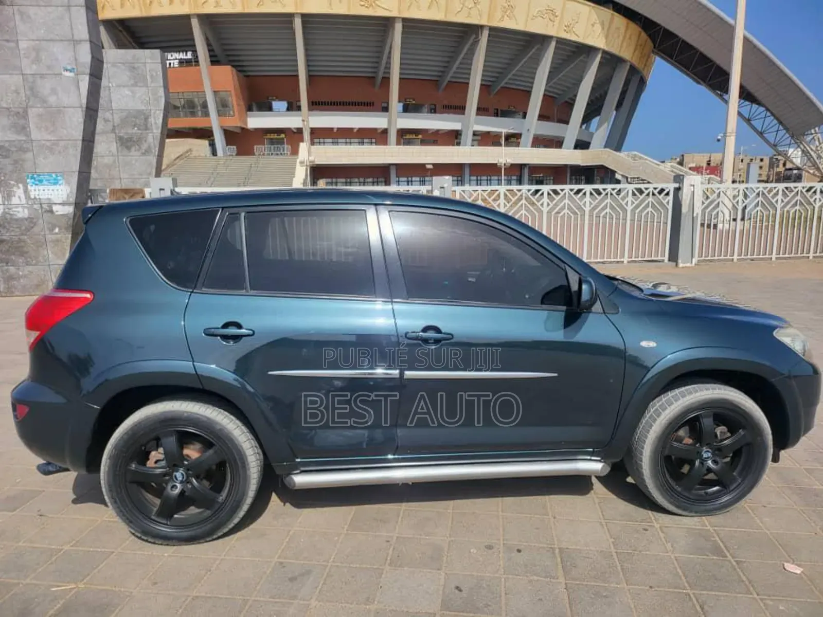 Toyota RAV4 2010 Bleu