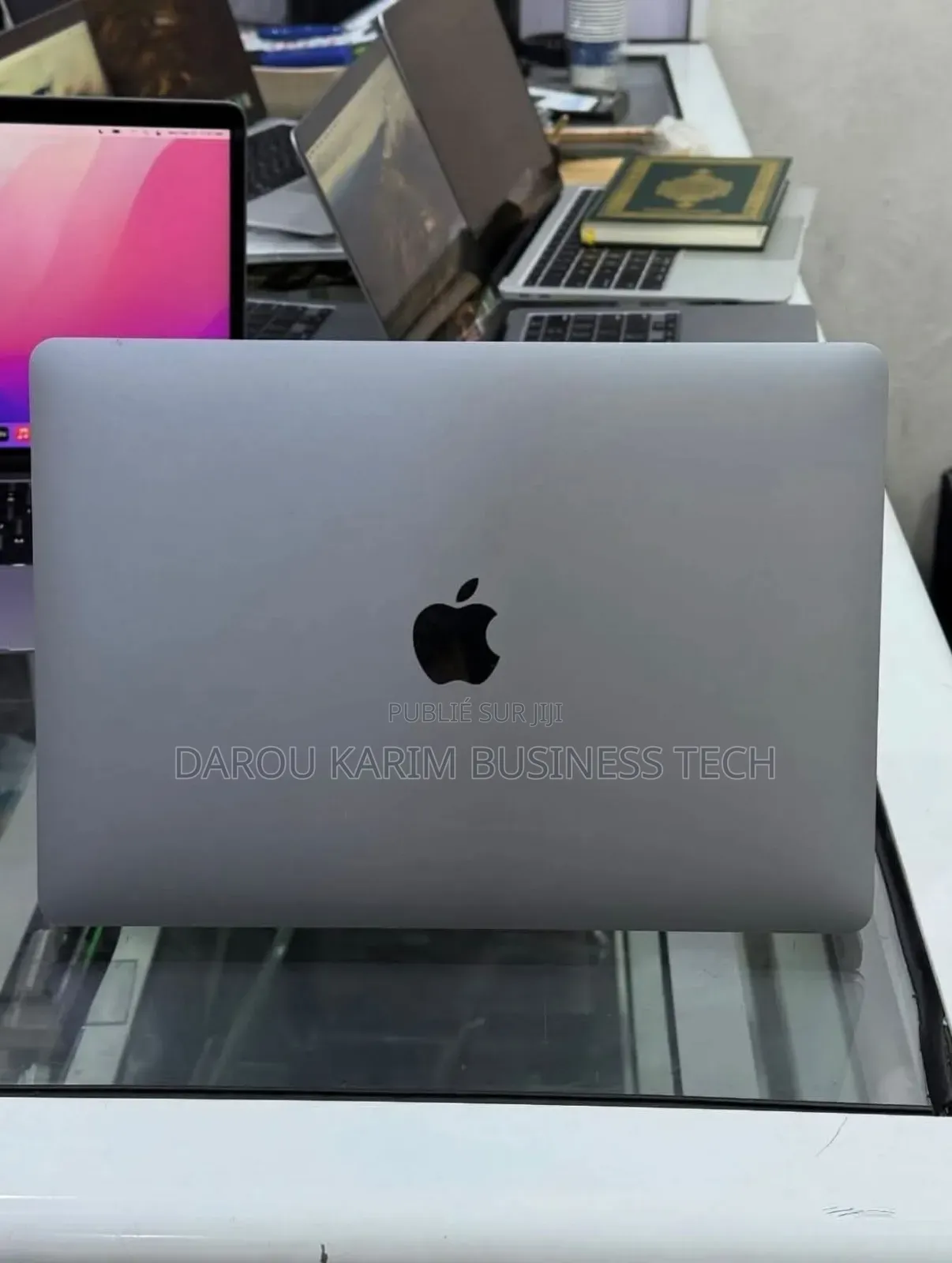 New Apple MacBook Air 2020 16GB Intel Core I7 SSD 512GB