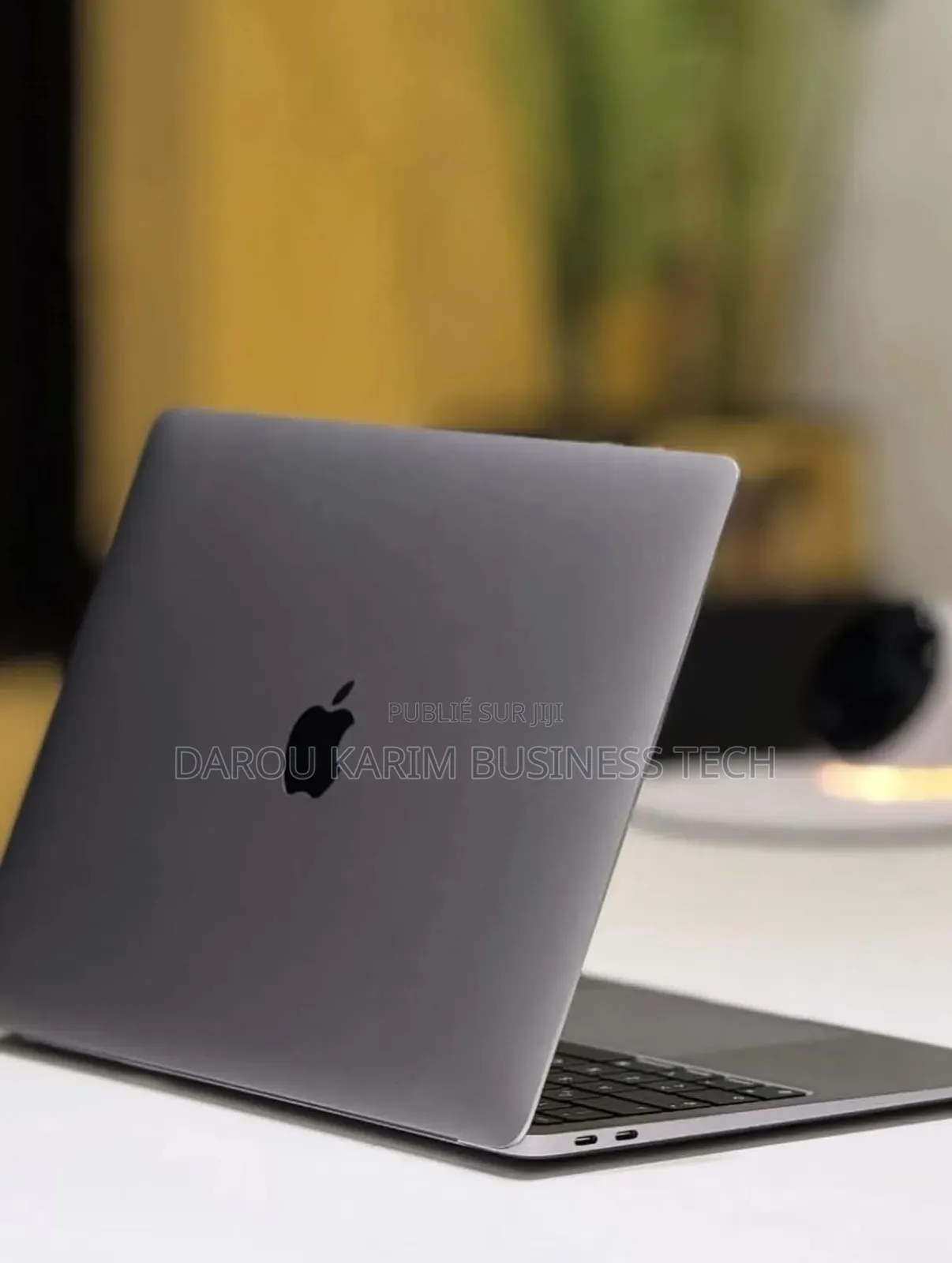 New Apple MacBook Air 2020 16GB Intel Core I7 SSD 512GB