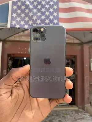 Pomme iPhone 11 Pro 256 GB Bleu