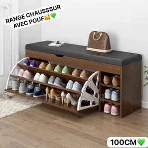 Photo - Range Chaussures Avec Housse