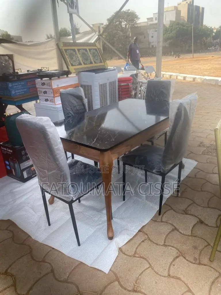 Vente Des Tables a Manger a Bon Prix