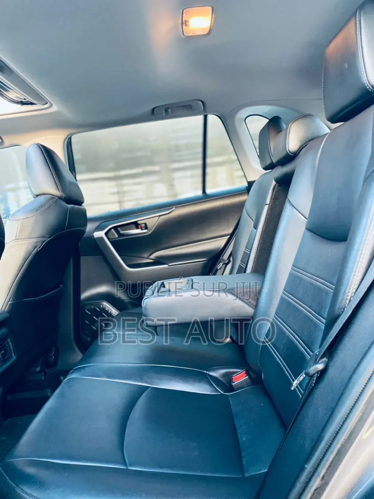 Toyota RAV4 2019 Noir