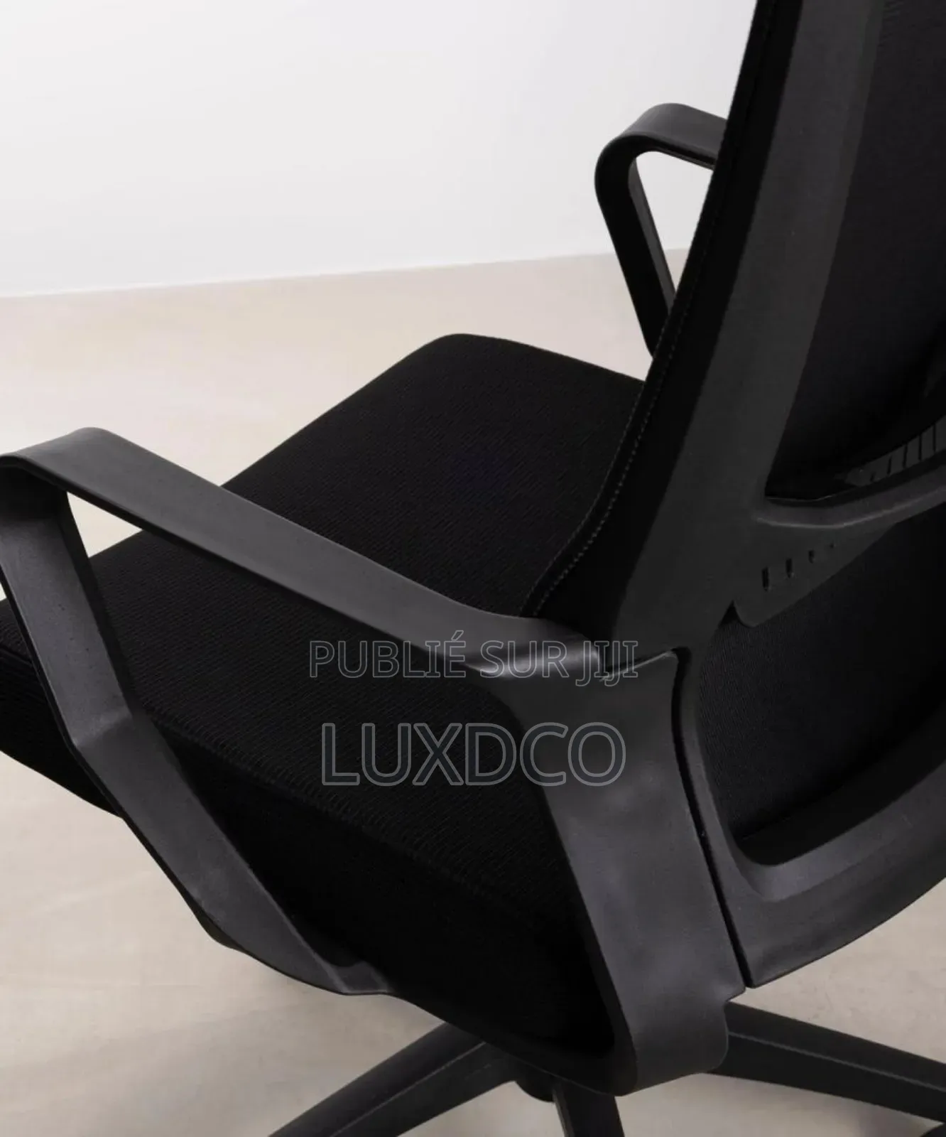 La Chaise De Bureau Ergonomique De Haute Qualité Avec Appui.