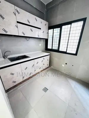 1chbre Studio dans Ouakam à Louer