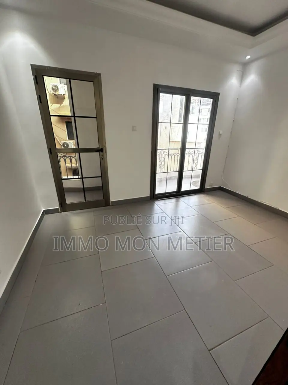 3chbre Appartement dans Ouakam à Louer