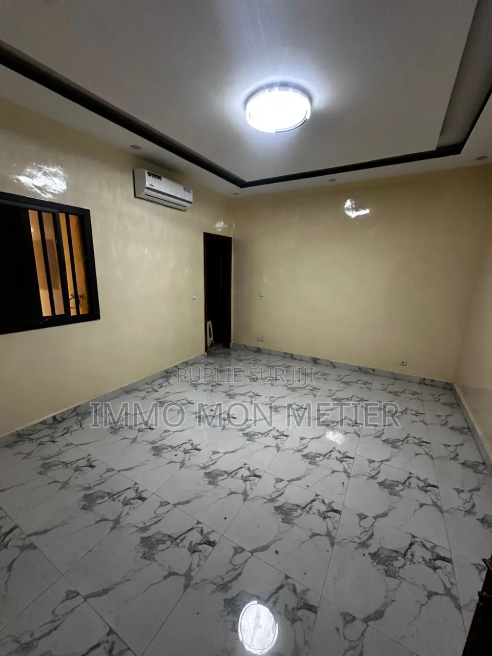 3chbre Appartement dans Ouakam à Louer