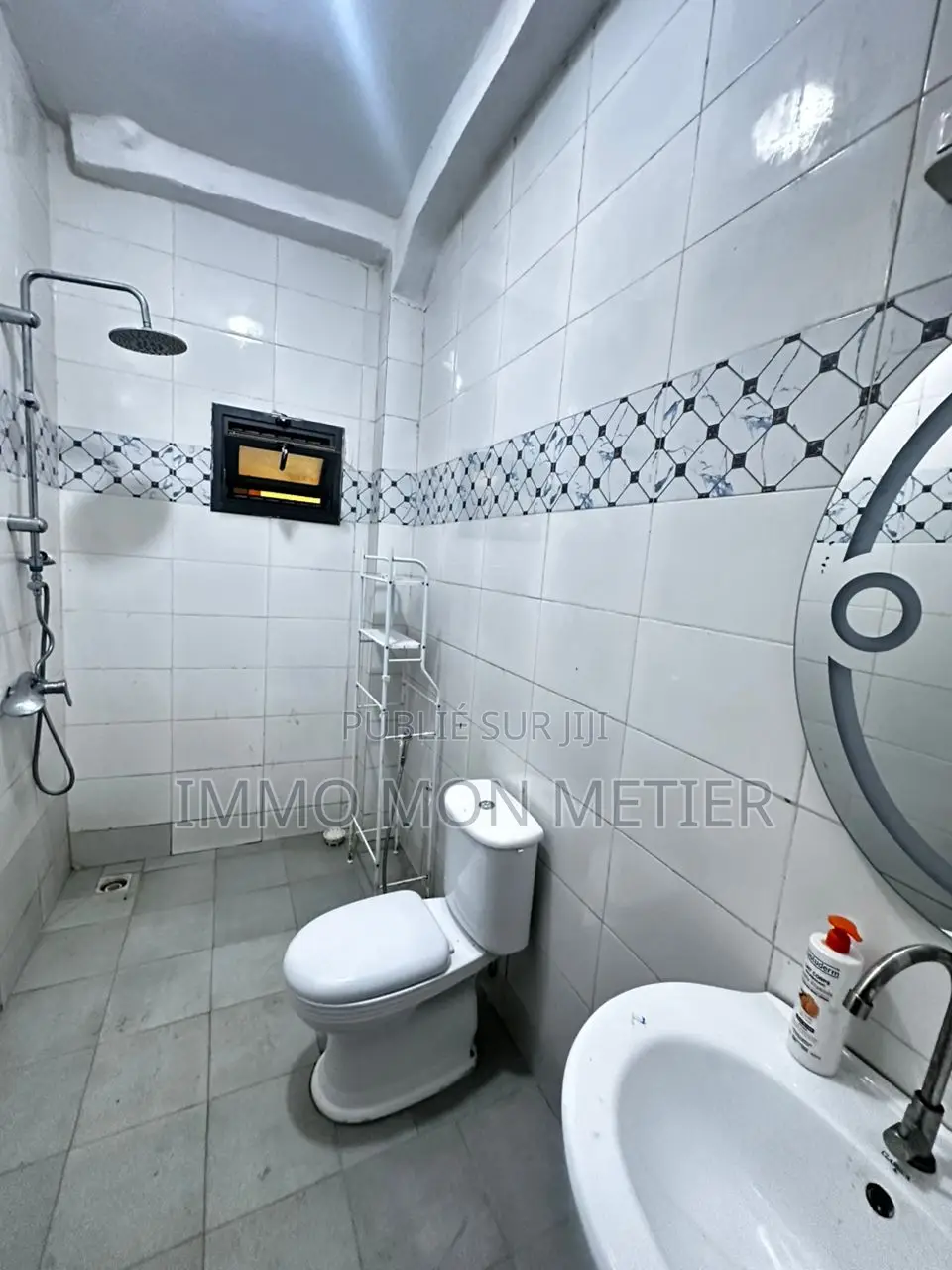 3chbre Appartement dans Ouakam à Louer