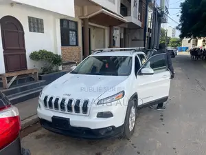 Photo - Jeep Cherokee Latitude 4dr SUV (2.4L 4cyl 9A) 2015 Blanc