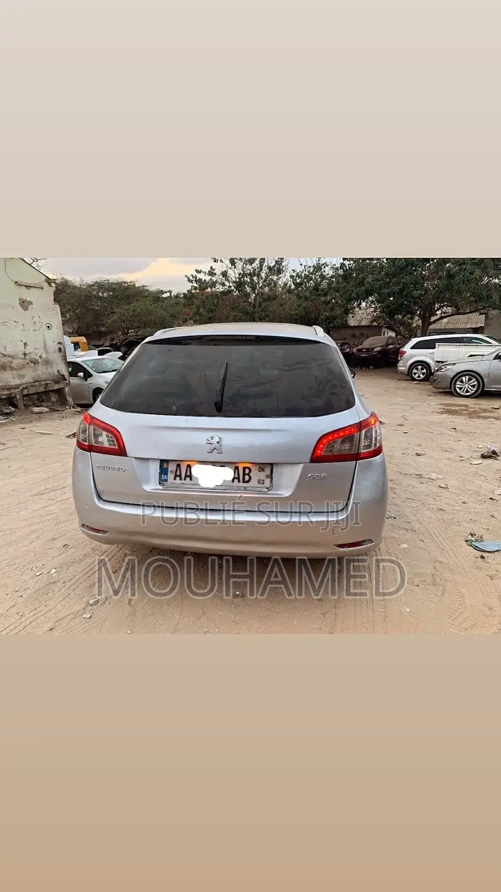 PEUGEOT 508 1.6 HDI Sedan 2011 Argenté