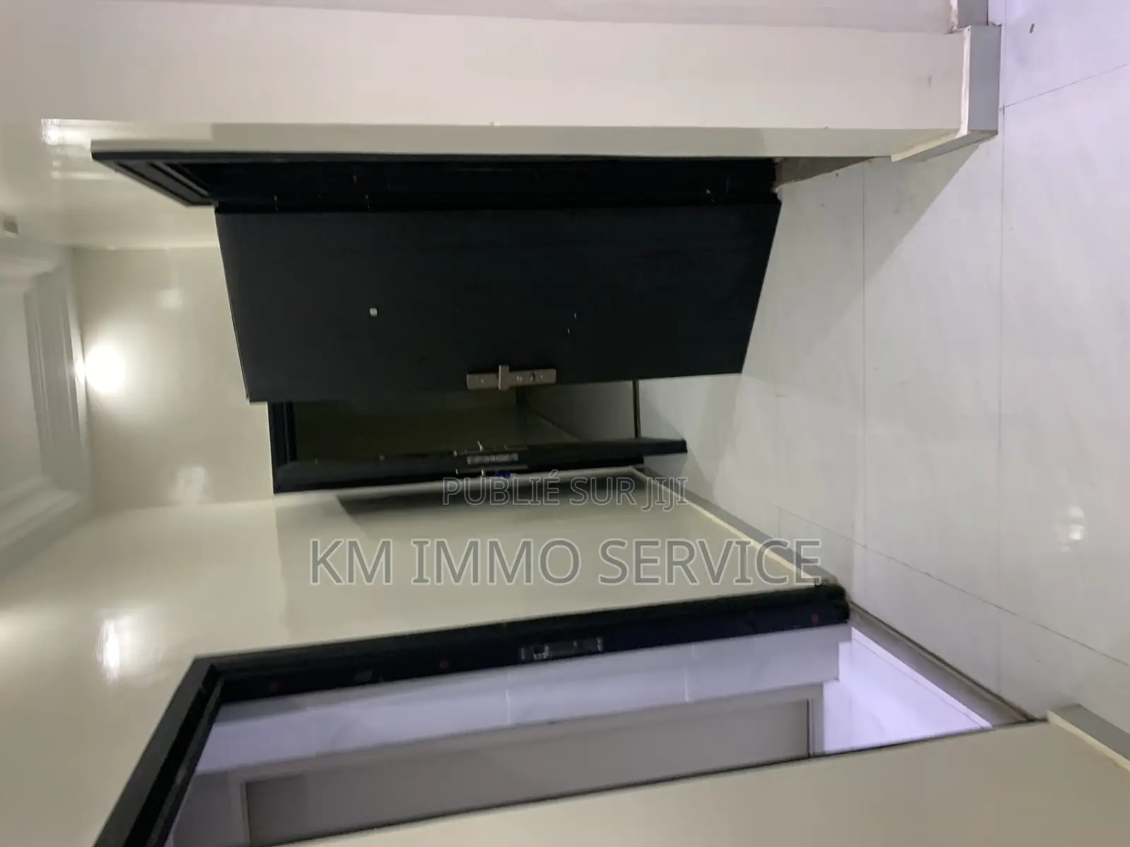 3chbre Appartement dans F4 - Cité Mourtada, Région de Dakar à Louer
