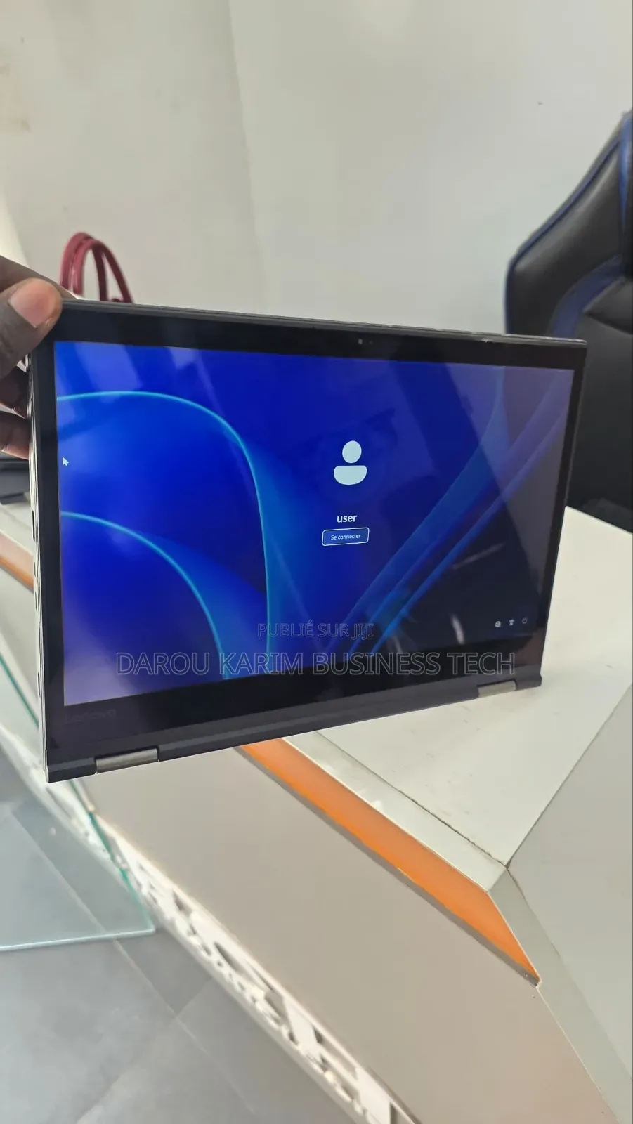 New Lenovo ThinkPad Yoga 370 8GB Intel Core I5 SSD 256GB