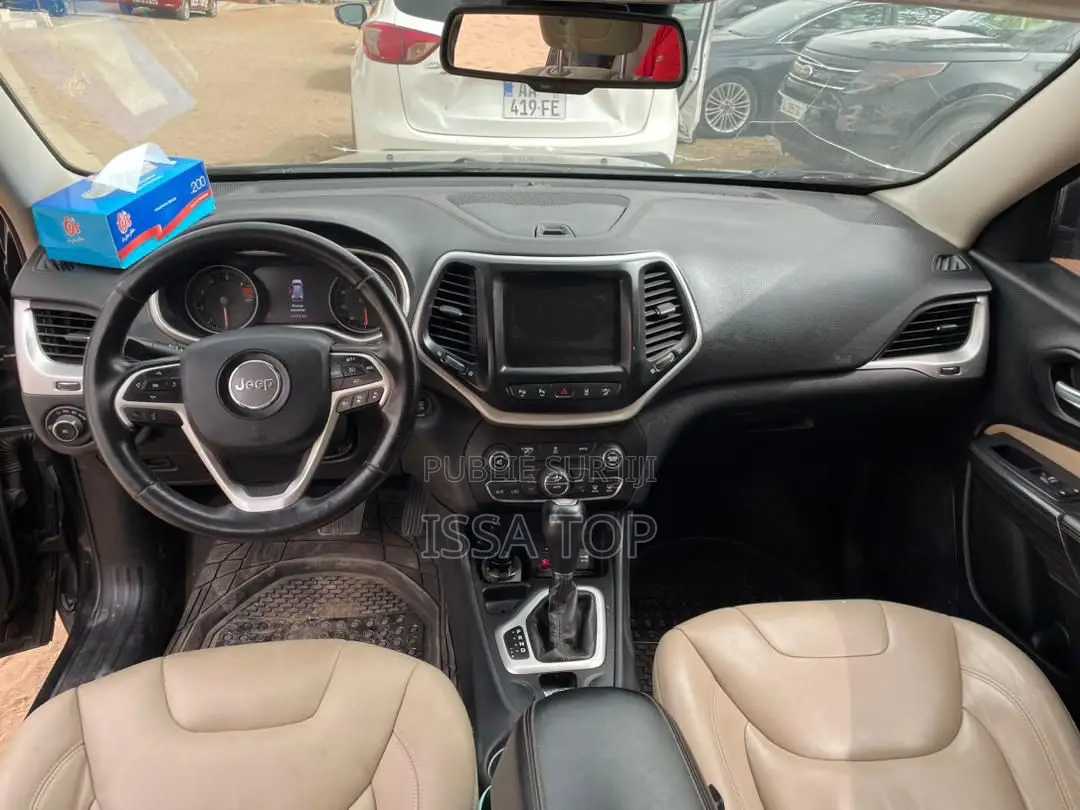 Jeep Cherokee 2016 Noir