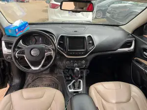 Jeep Cherokee 2016 Noir