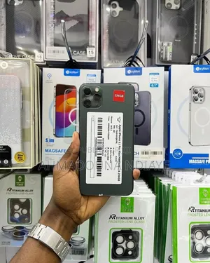 Photo - New Apple iPhone 11 Pro Max 256 GB Vert