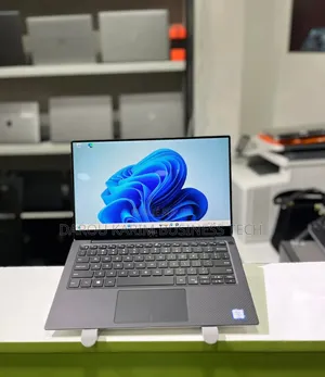 Photo - New Ordinateur Portable Dell XPS 13 16GB Intel Core I5 SSD 512GB