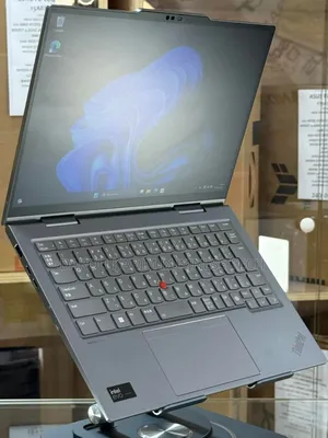 New Lenovo Thinkpad X1 Yoga 32GB Intel Core Ultra 7 SSD 512GB