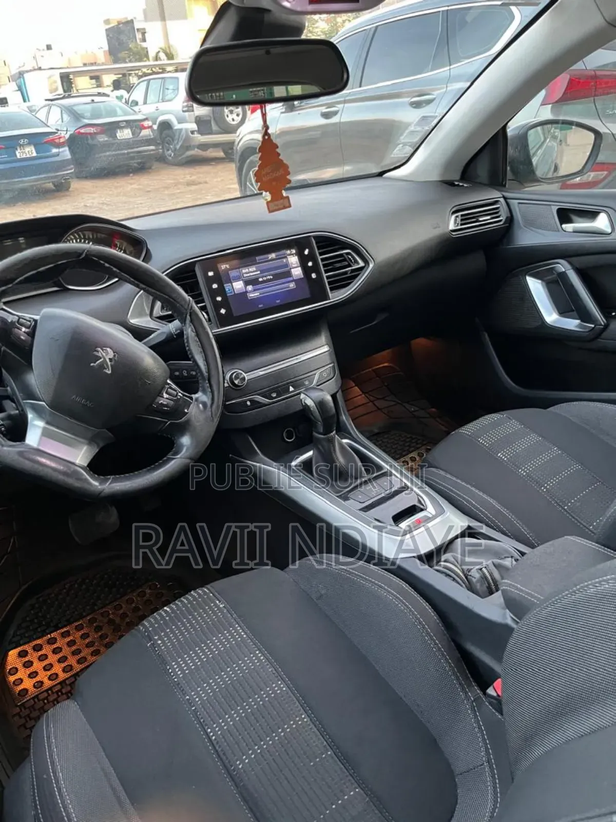 PEUGEOT 308 2016 Noir