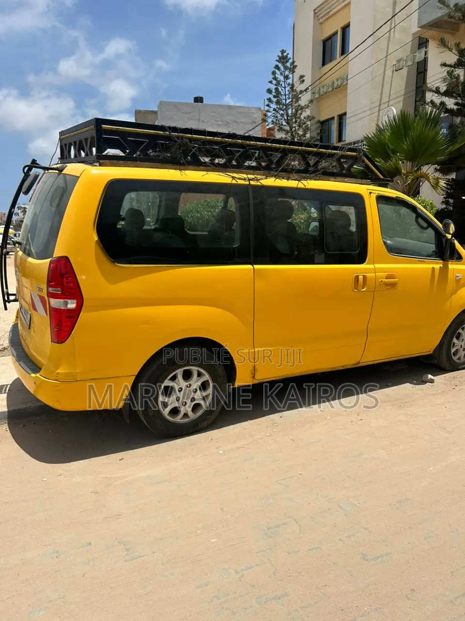 Hyundai Starex 2014 Jaune