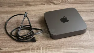 Ordinateur De Bureau Pomme Mac Mini 8GB Intel Core I5 SSD 512GB