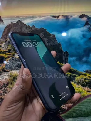 New Apple iPhone 11 64 GB Noir