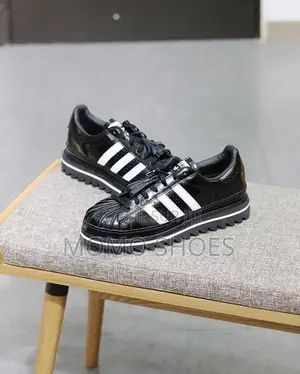 Adidas Superstar Neuve 40 at 45