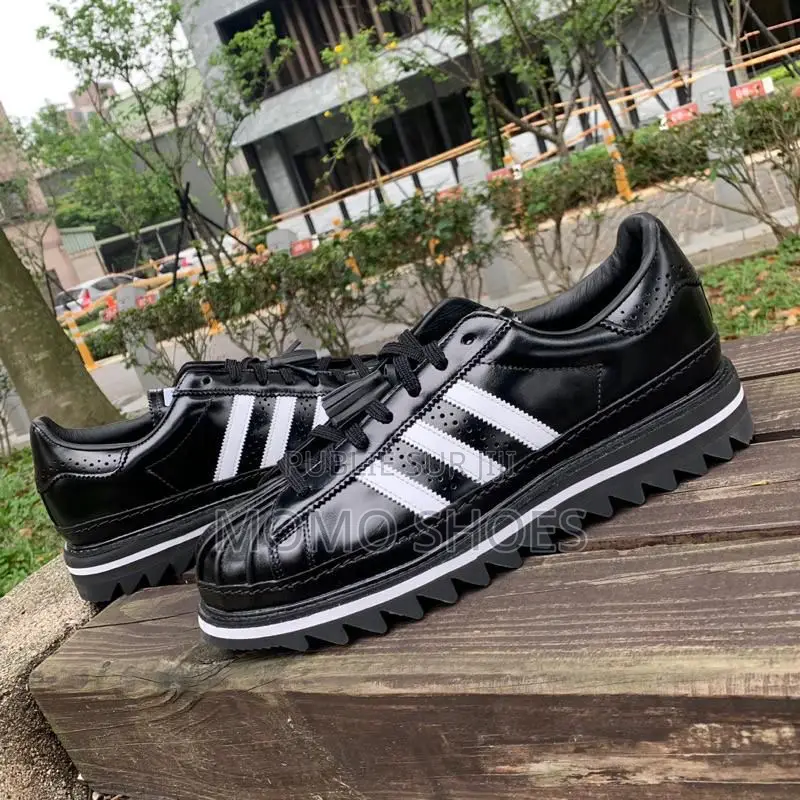 Adidas Superstar Neuve 40 at 45